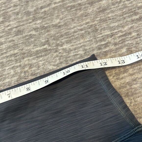 Athletic shorts - Picture 3 of 4